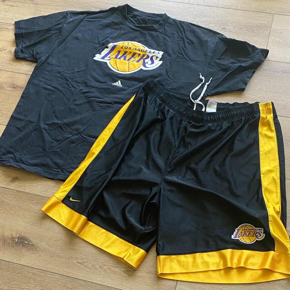adidas Los Angeles Lakers Black and Gold Athletic Shorts